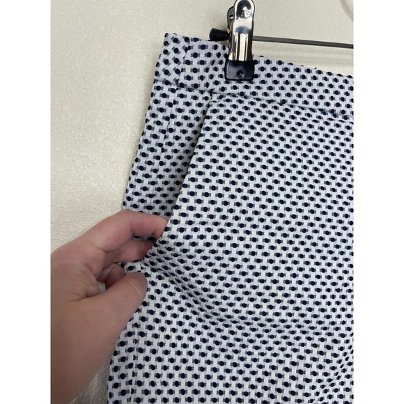 Cynthia Rowley Size 2 Dizzy Dot Shorts Scalloped Hem White Low Rise Stretch - Picture 3 of 10